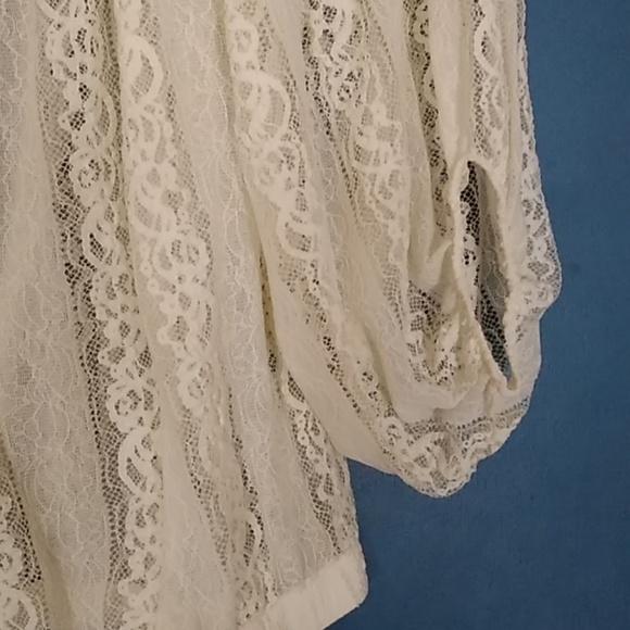 Shirt - Picture 3 of 4